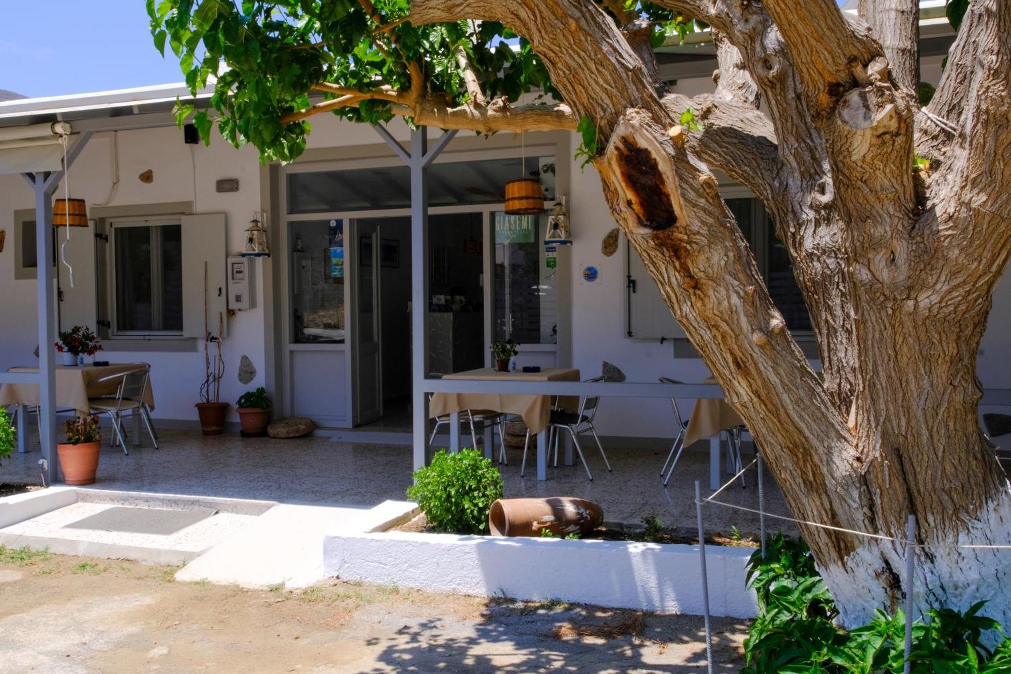 Livadi  Giasemi Rooms מראה חיצוני תמונה